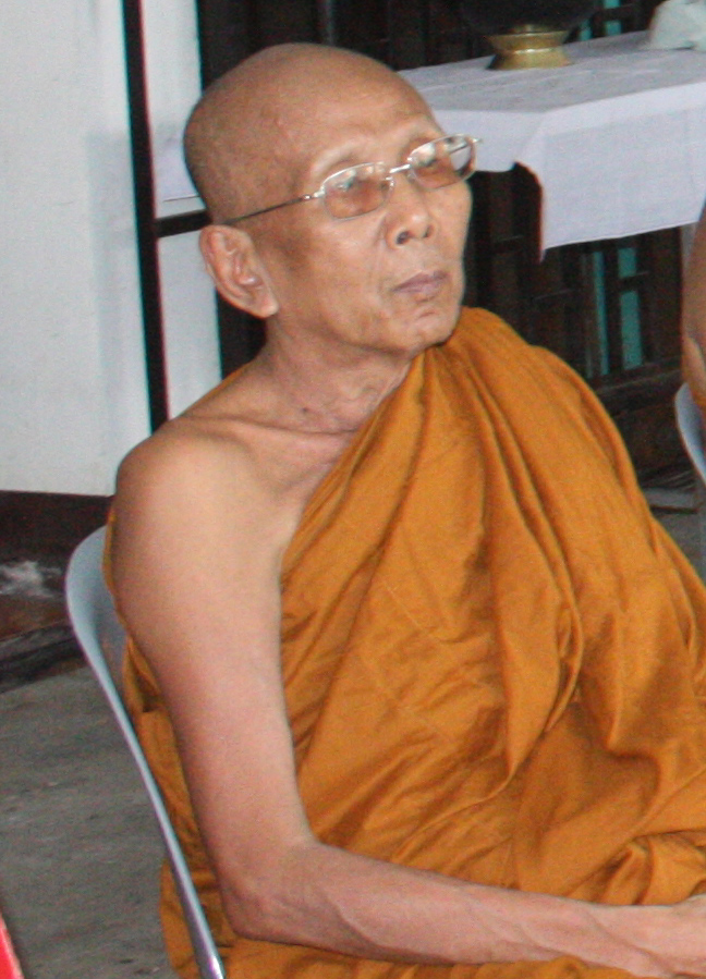 พระเทพรัตนดิลก